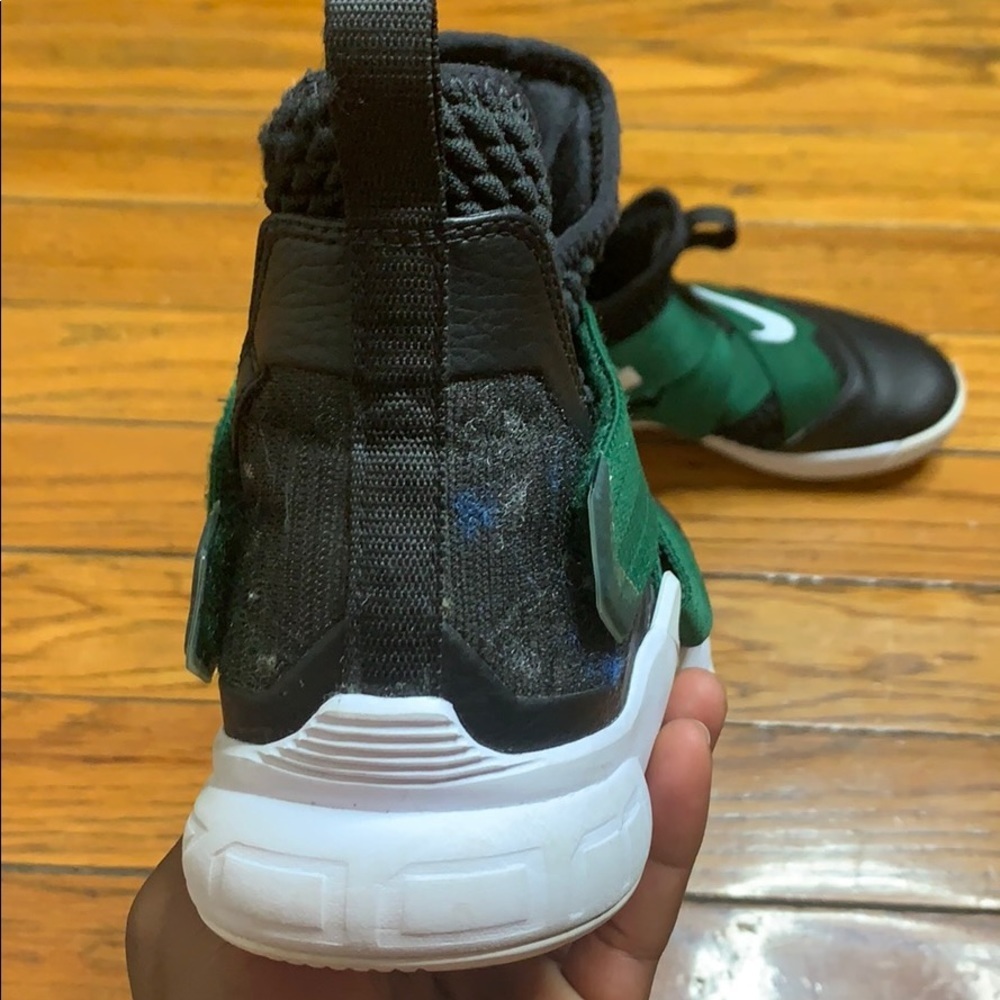 Nike Lebron Soldier 12 Celtics Edition - Picture 7 of 10